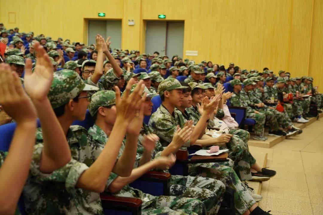 盘点桃花坞里的人际交往方式对初入职场的年轻人有什么借鉴意义?红迪网平台